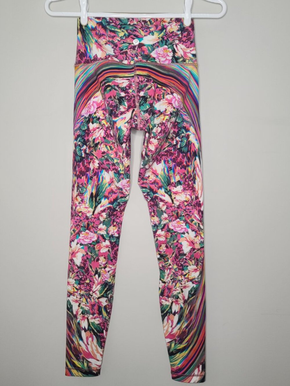 Lululemon Wunder Under High-rise Spectrum Nulux Size 4 *Matching set available - Picture 2 of 7